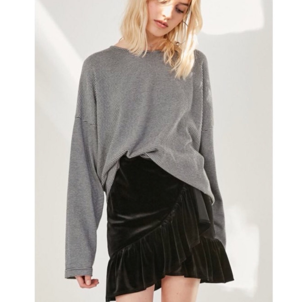 LOWEST PRICE 🌸 UO Velvet Wrap Mini Skirt